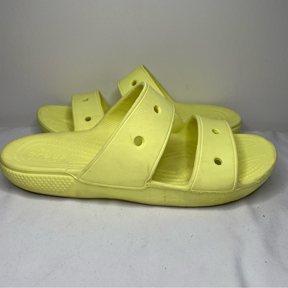 Crocs Iconic Green Unisex Sandals: Womens Size 12